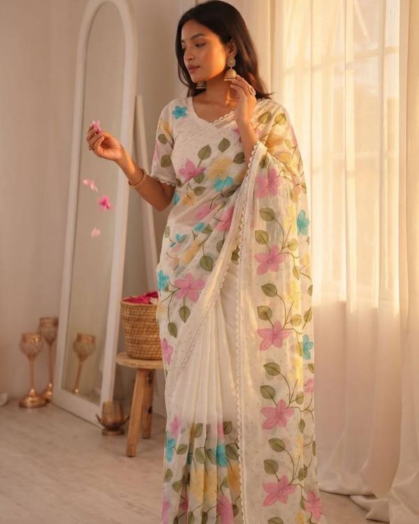 সাদা ফুলের জর্জেট শাড়ি